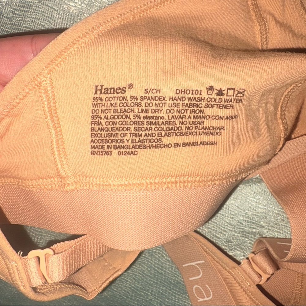 Hanes Tan Ribbed Wireless Comfort Bralette size Small - Perfect Condition - Picture 2 of 3